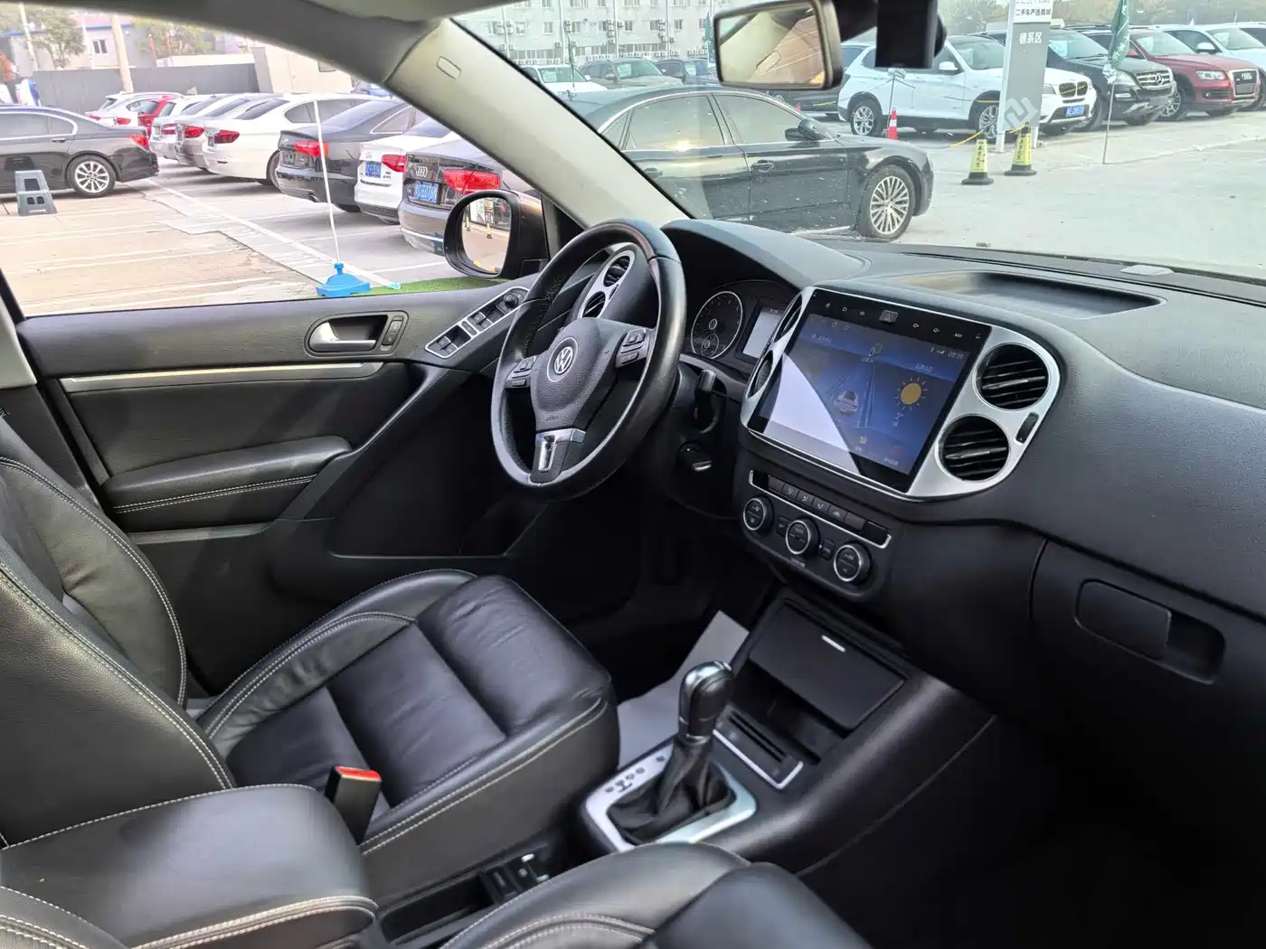 Volkswagen Tiguan 2016 280TSI Automatic 2WD Silk Road Comfort фото 16