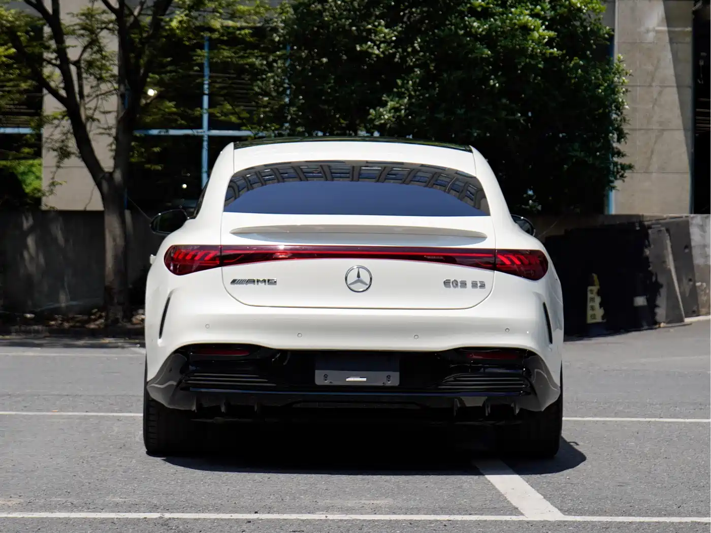 Mercedes-Benz EQS AMG 2022 AMG EQS 53 4MATIC+ фото 4