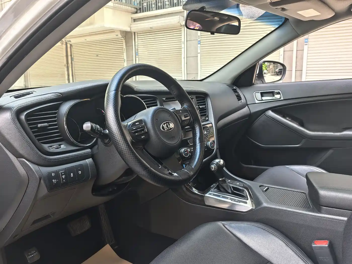 Kia K5 2014 2014 2.0L Automatic LUXURY