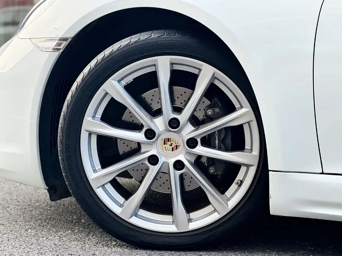 Porsche 718 2018 Boxster 2.0T фото 11