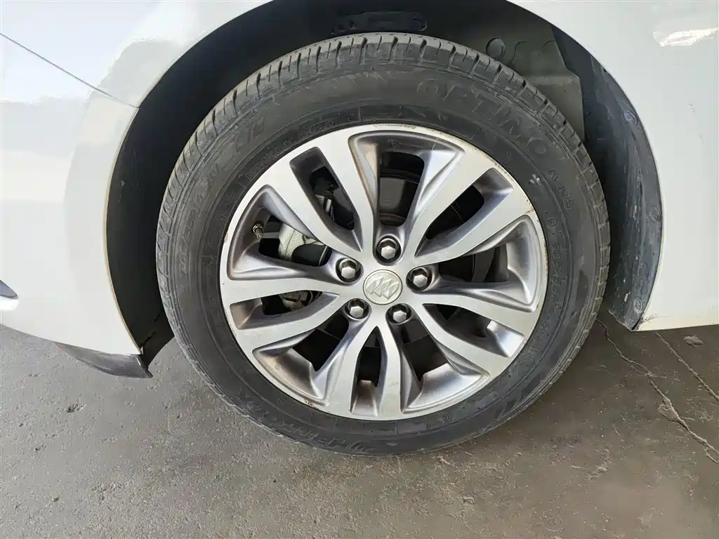 Buick Excelle 2021 Facelift 1.3T Auto Mild Hybrid Elite фото 25