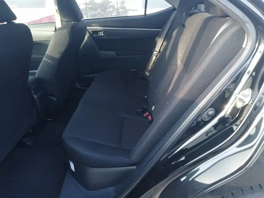 Toyota Levin Twin Engine E+ 2019 1.8PH GS E-CVT Elite Edition фото 14