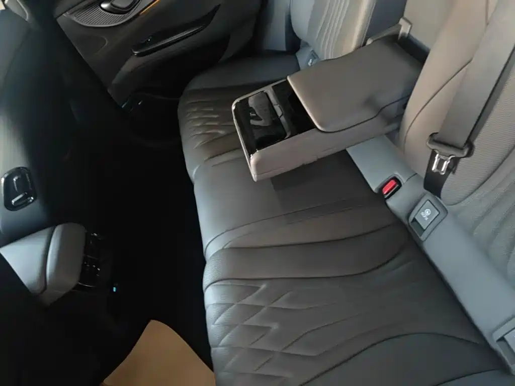 BYD Seal 2024 2023 DM-i 1.5T 121km Flagship