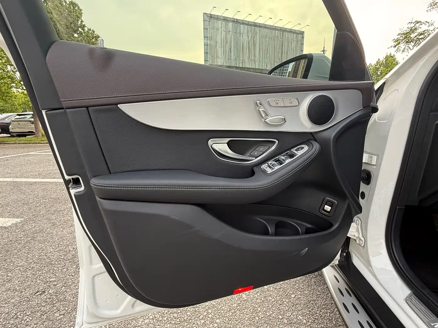 Mercedes-Benz GLC 2021 GLC 260 L 4MATIC Sporty фото 7