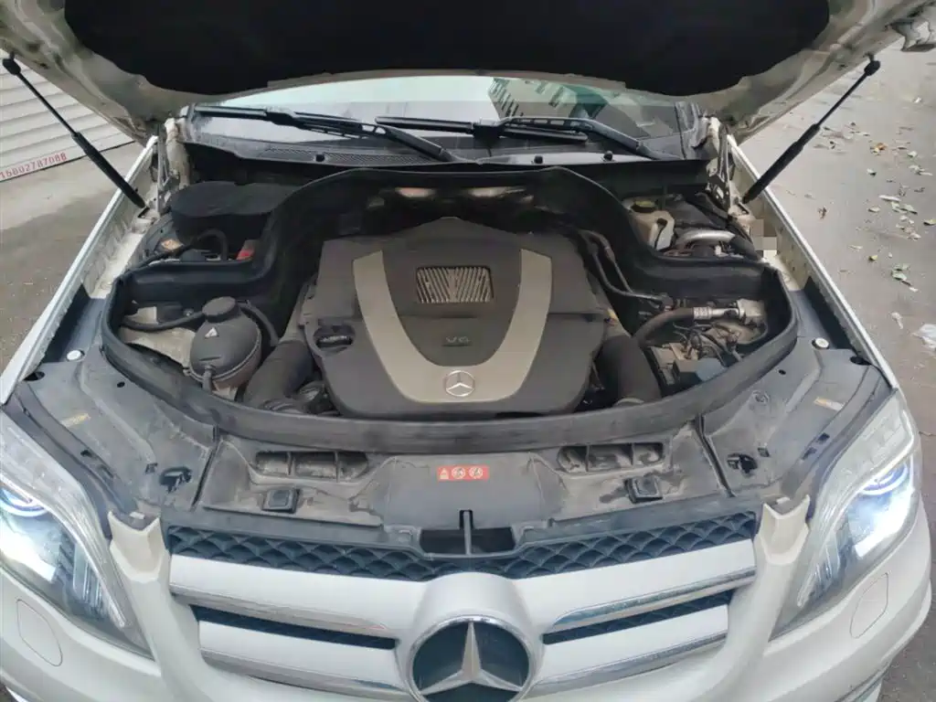 Mercedes-Benz GLK-Class 2015 GLK 300 4MATIC Fashion Ultimate Edition фото 11