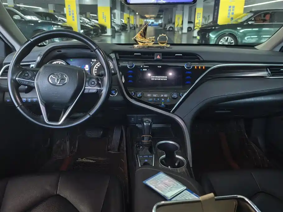 Toyota Camry 2019 2.5G Luxury Edition China VI фото 12