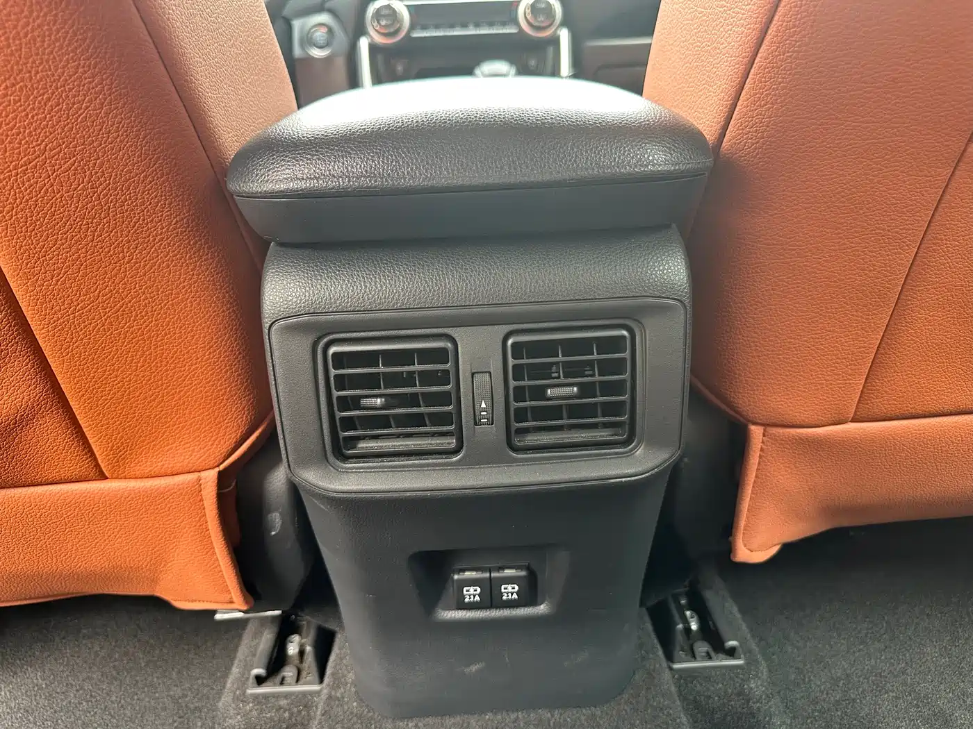 Toyota RAV4 Rongfang 2020 2.0L CVT 2WD Trend Edition фото 19