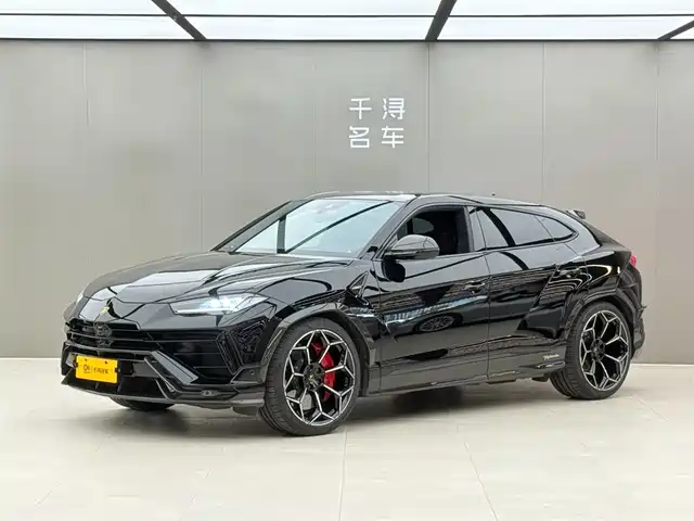 Lamborghini Urus 4.0T V8 Performante
