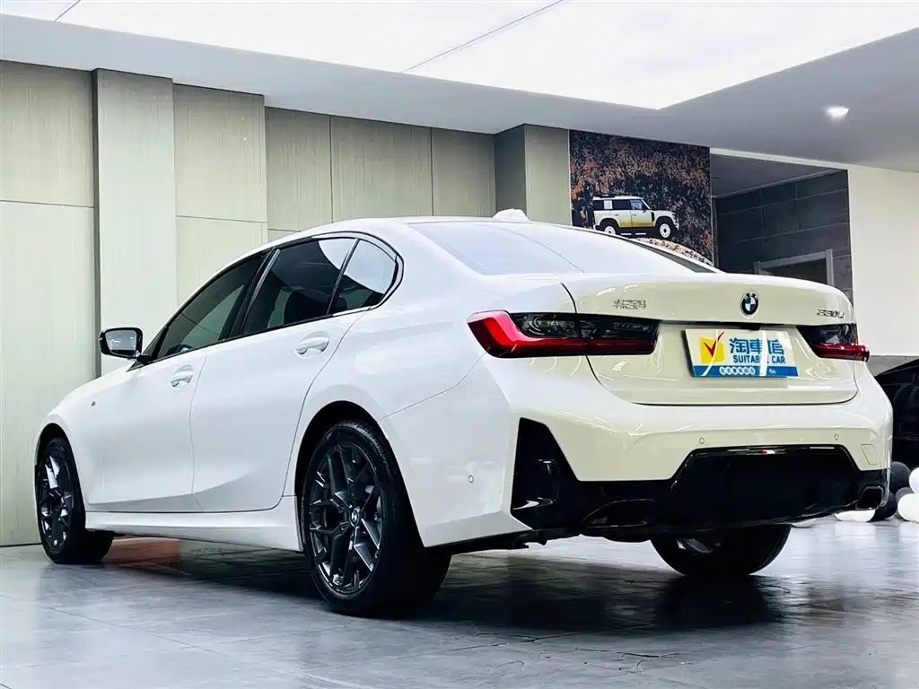BMW 3 Series 2024 330Li M Sport Shadowline Package фото 6