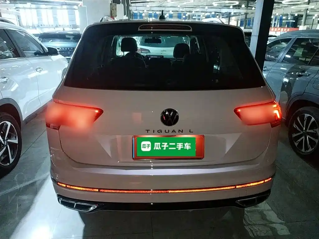 Volkswagen Tiguan L 2022 330TSI Auto 2WD R-Line Premium Edition фото 6