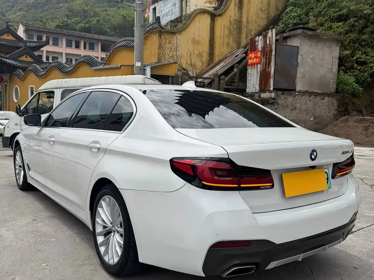BMW 5 SERIES NEW ENERGY