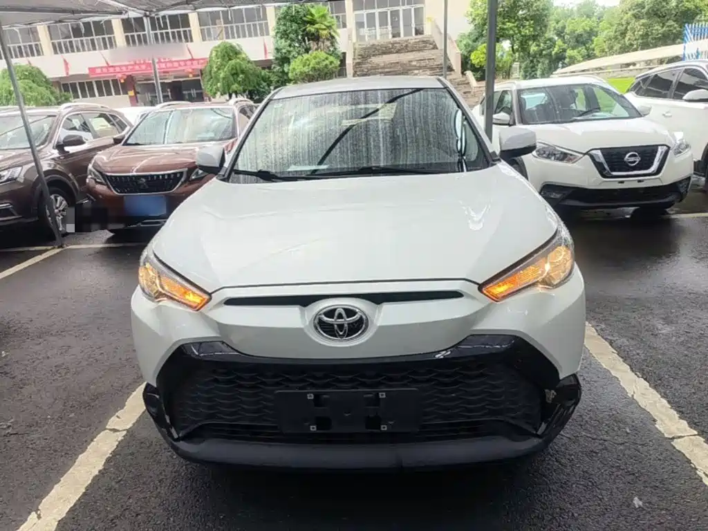 Toyota Frontlander 2025 2024 2.0L CVT Elite Plus Edition