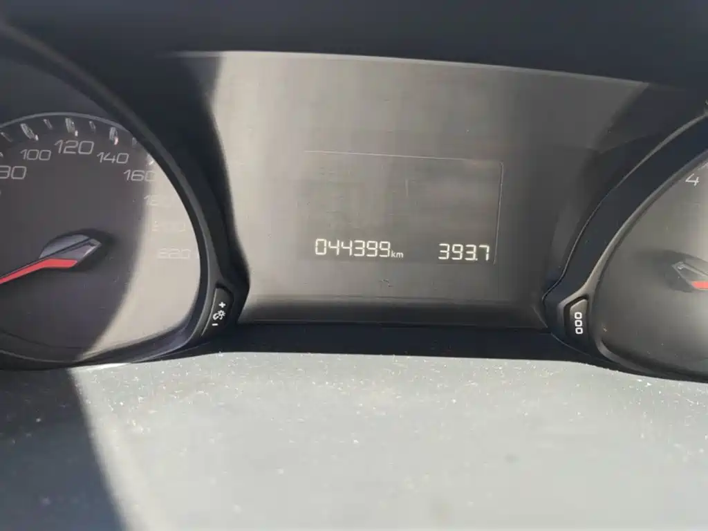 Peugeot 308 2019 2019 1.6L Automatic Luxury Version China V