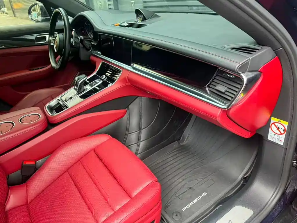 PORSCHE PANAMERA NEW ENERGY