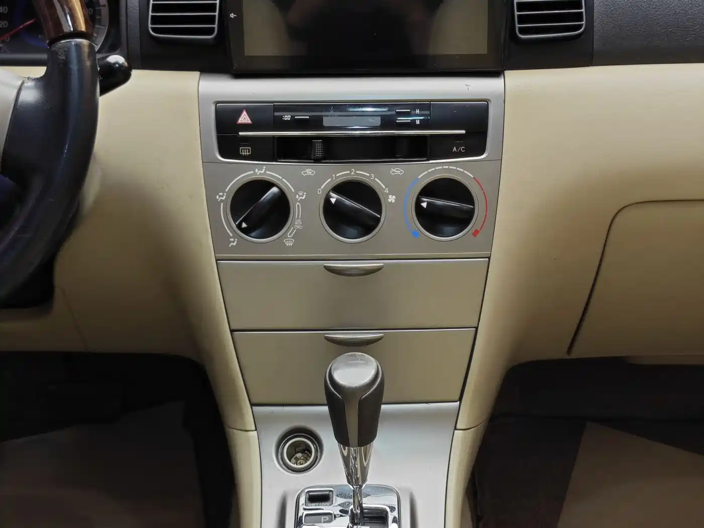 Toyota Corolla 2013 1.6L Automatic Excellence Edition фото 18