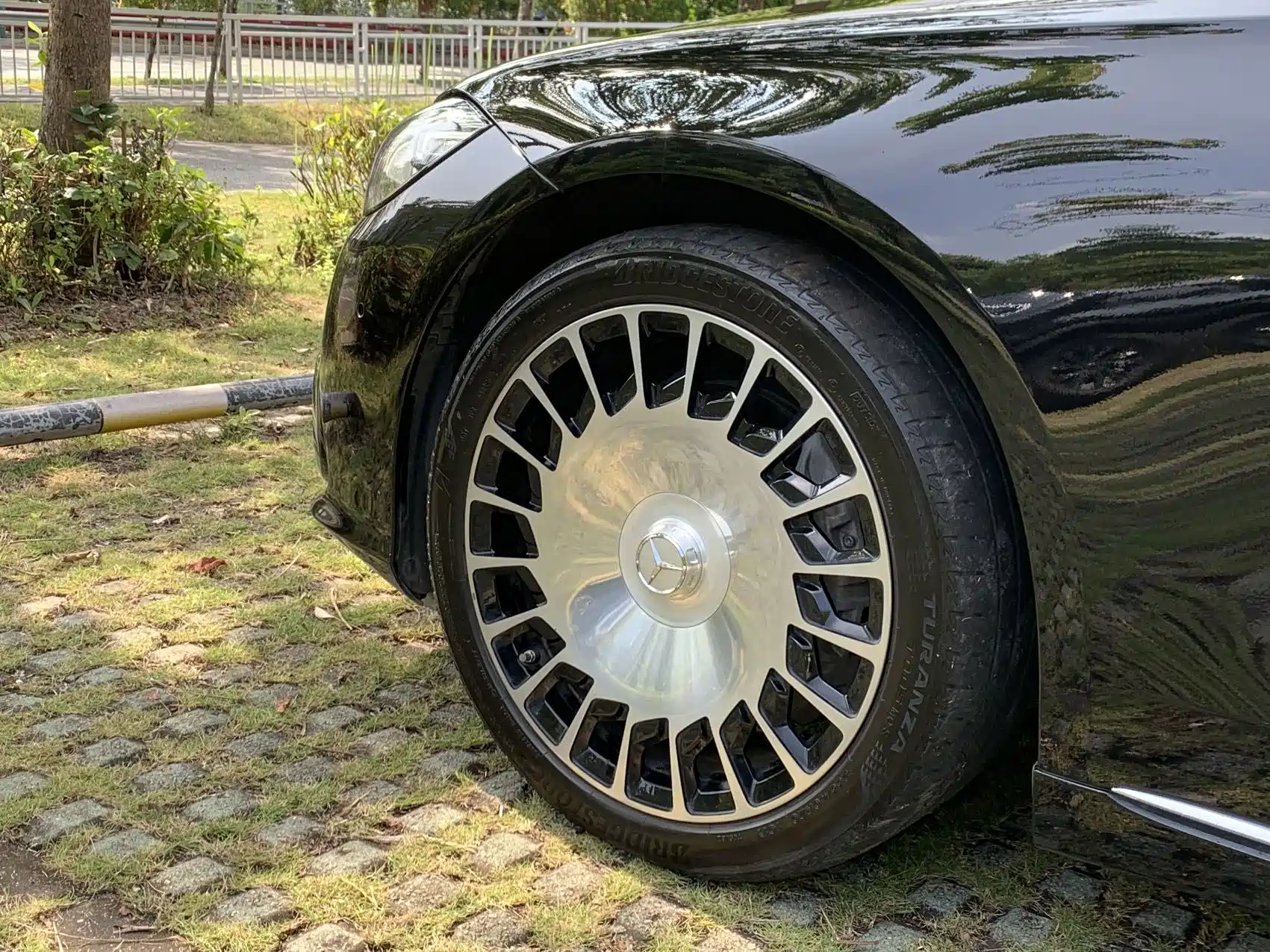Фото 12 - Mercedes-Benz S-Class