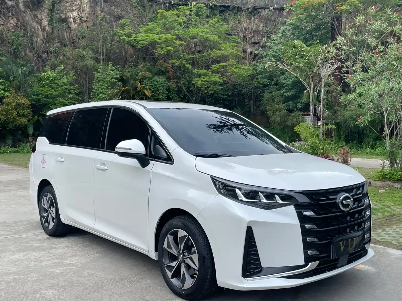 GAC Trumpchi Trumpchi M6 2023 PRO 270T DCT Prestige Edition фото 3