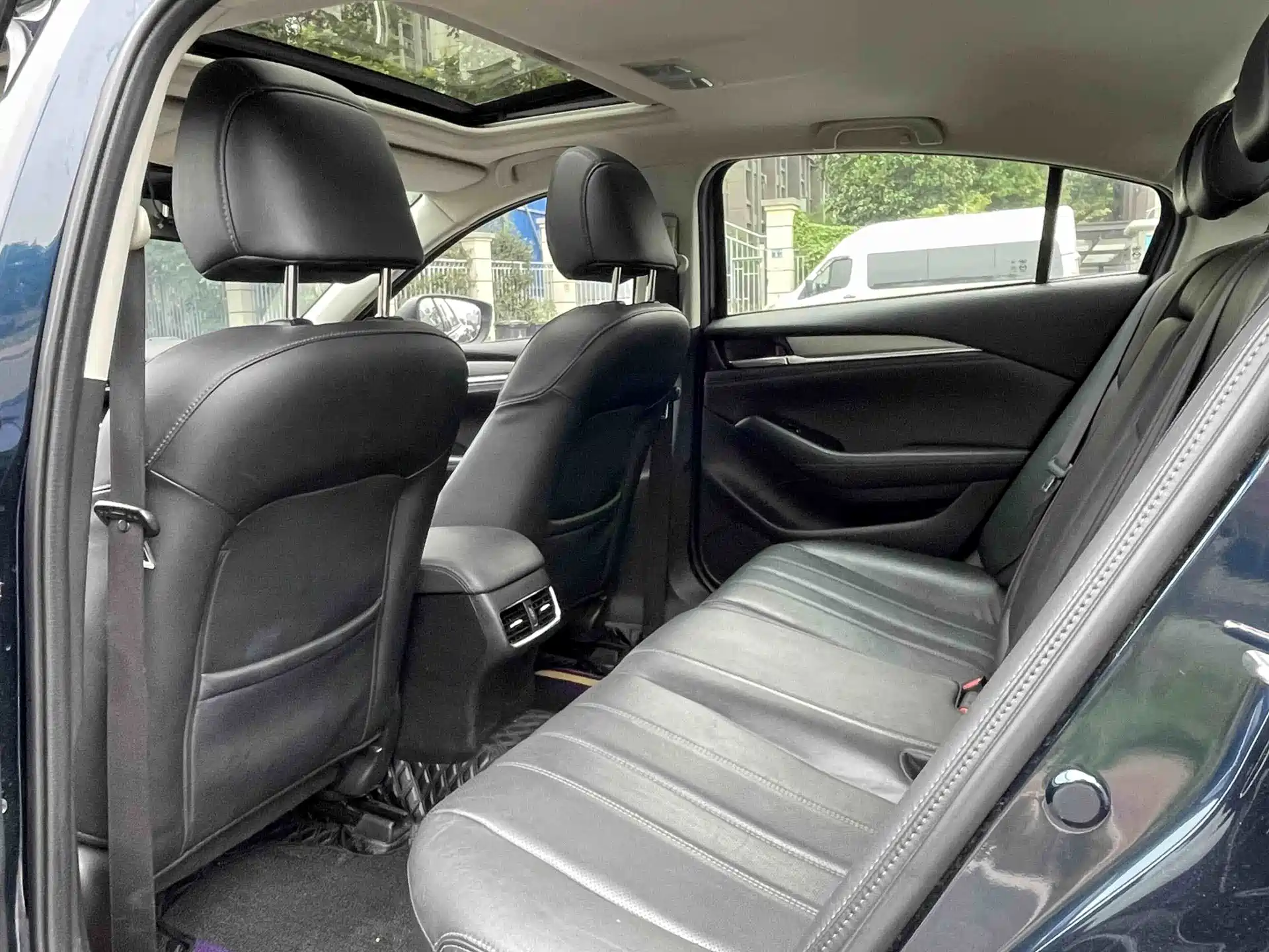 Фото 8 - Mazda Atenza