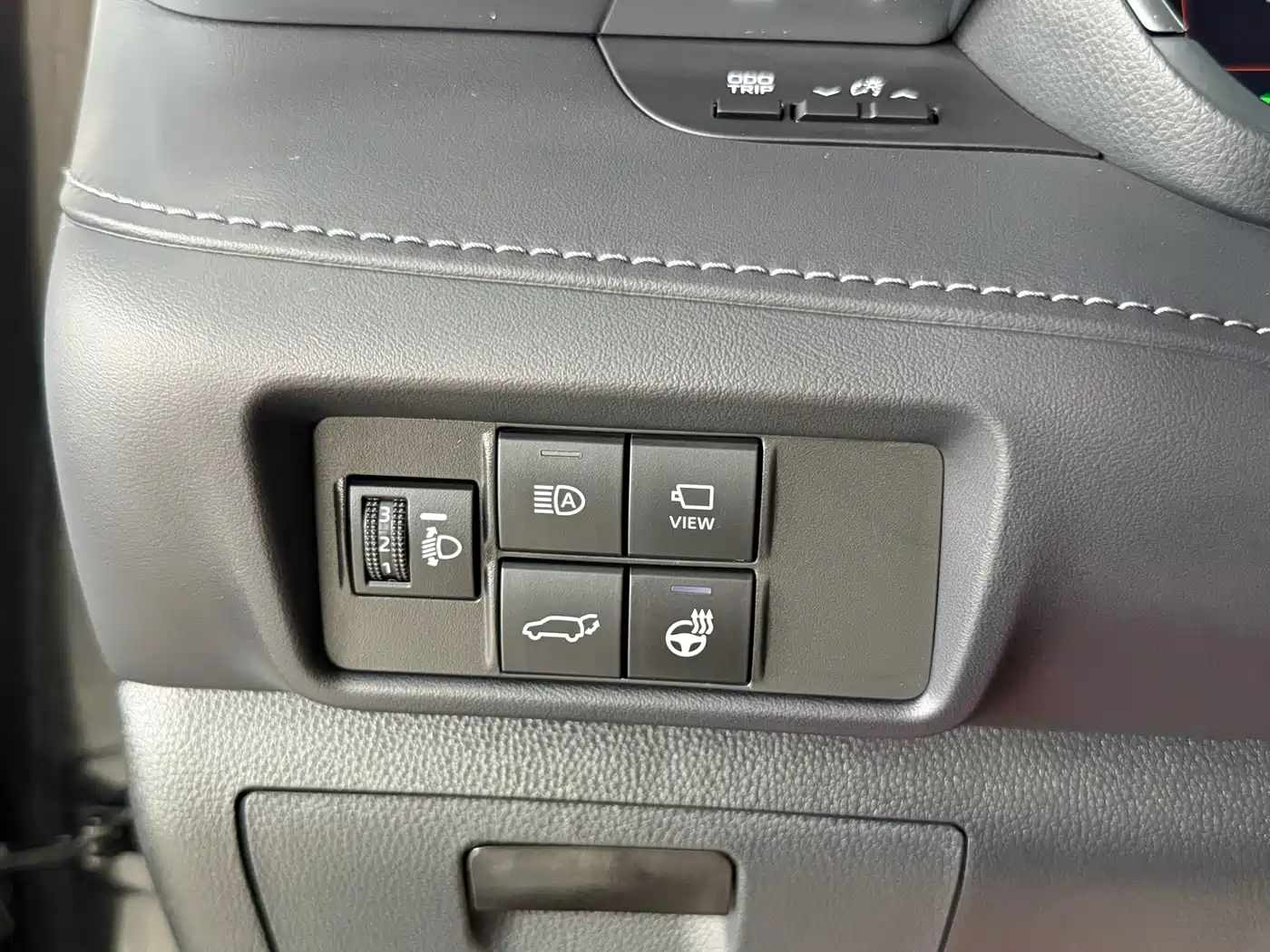 Photo 23 - Toyota Highlander