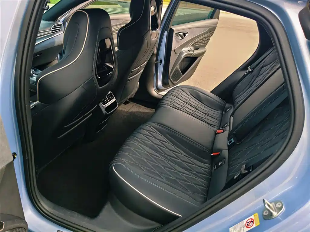 BYD Seal 2023 Champion Edition 550km Elite фото 11