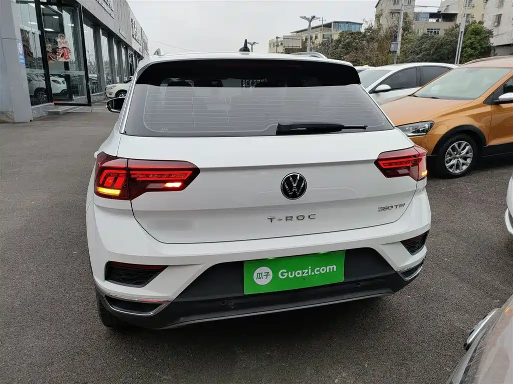 Volkswagen T-ROC 2022 280TSI DSG 2WD Comfort PLUS фото 6
