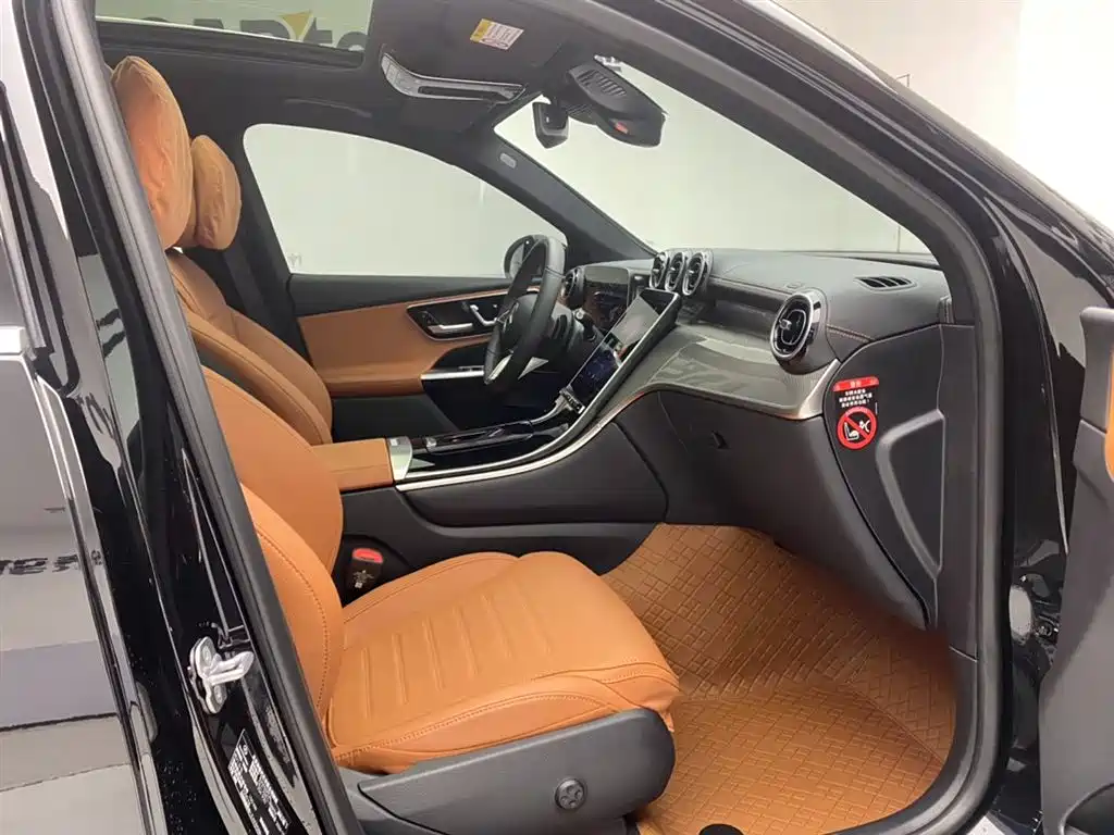 Mercedes-Benz GLC 2025 Model Year GLC 260 L 4MATIC Dynamic фото 18