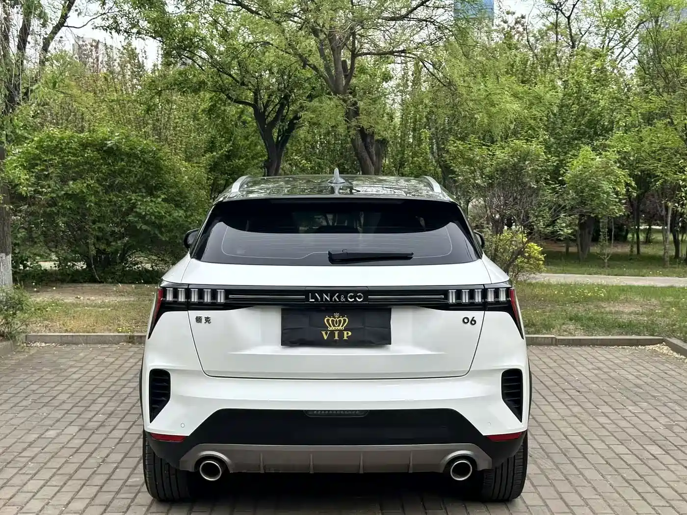 Lynk & Co 06 2020 1.5T Halo фото 10