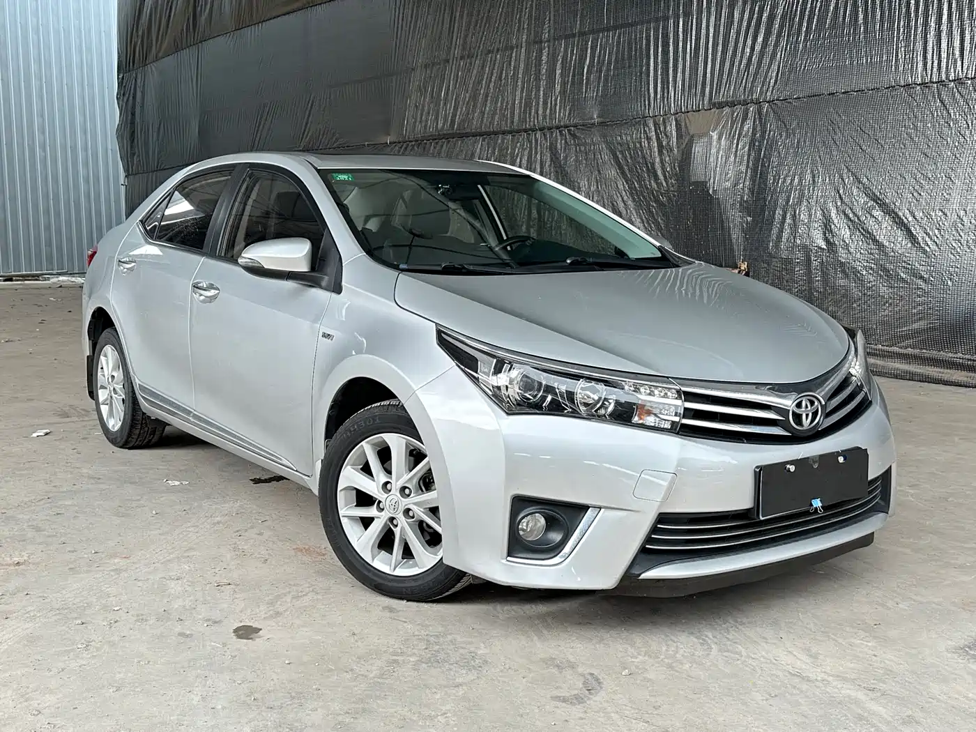 Фото 4 - Toyota Corolla