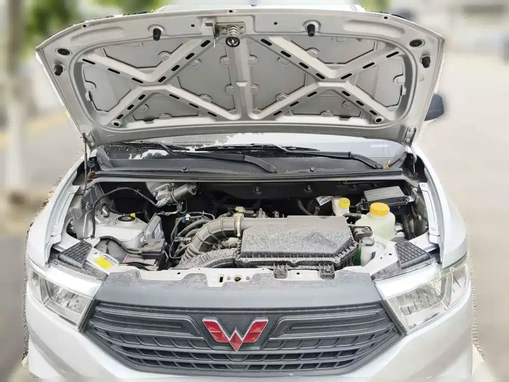  Wuling Motors Wuling Hongguang V 2022 1.5L Dynamic Edition Hydraulic Power Steering LAR 3