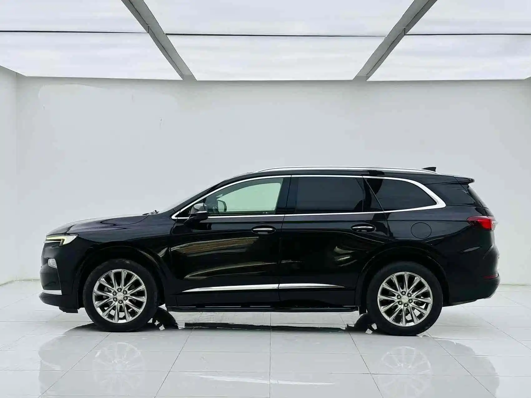 Фото 4 - Buick Enclave