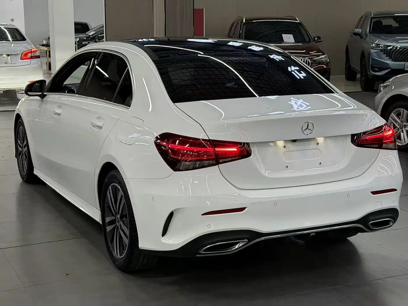 Mercedes-Benz A-Class 2019 A 180 L Sport Sedan фото 5