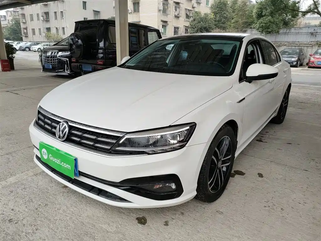 Volkswagen Lamando 2021 Facelift 280TSI DSG Comfort Edition фото 2