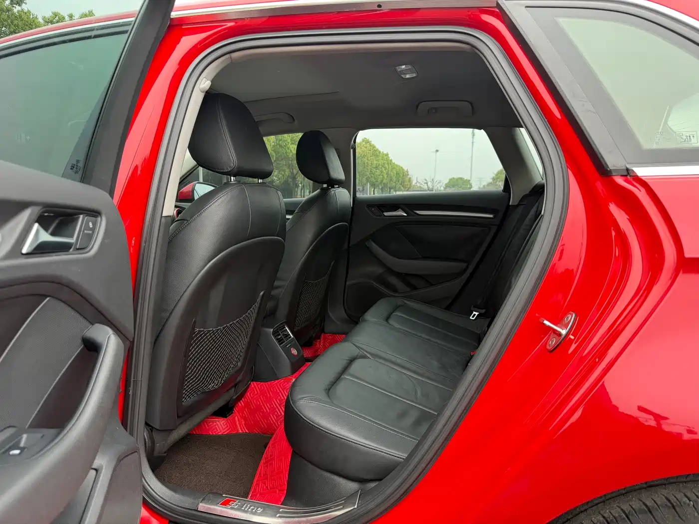 Audi A3 2014 Sportback 35 TFSI Automatic Comfort фото 9