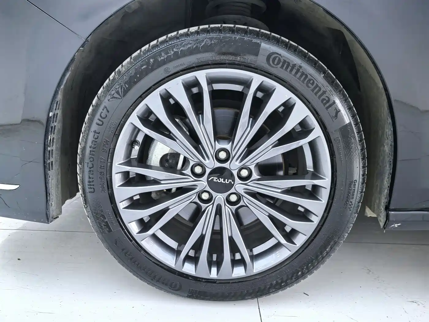 DONGFENG YI HYUN MAX