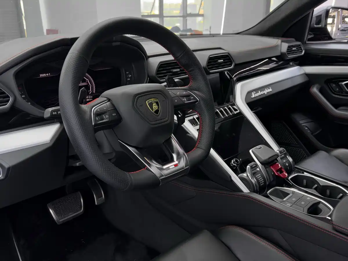 Lamborghini Urus 2021 4.0T V8 фото 21