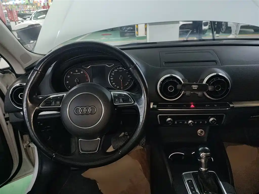 Audi A3 2016 Sportback 40 TFSI Style фото 12