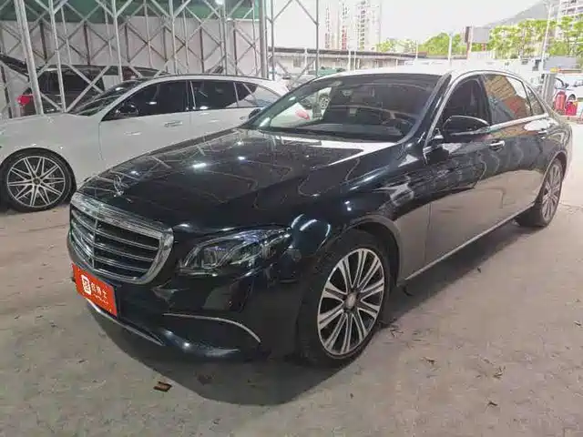 MERCEDES-BENZ E CLASS