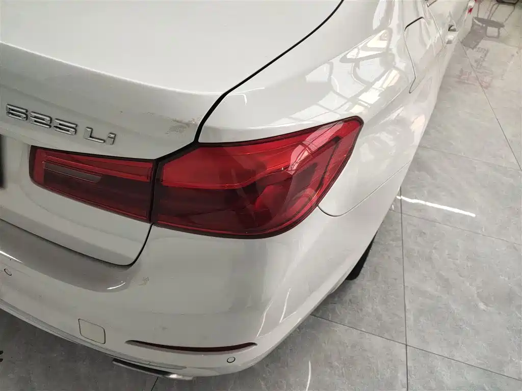 BMW 5 Series 2020 525Li Luxury Package фото 24