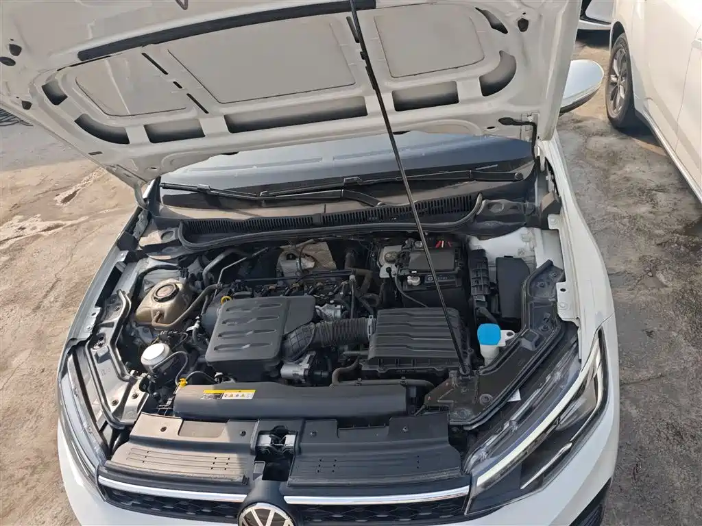 Volkswagen Lavida 2023 Xinrui 1.5L Auto Xinyi Edition фото 20