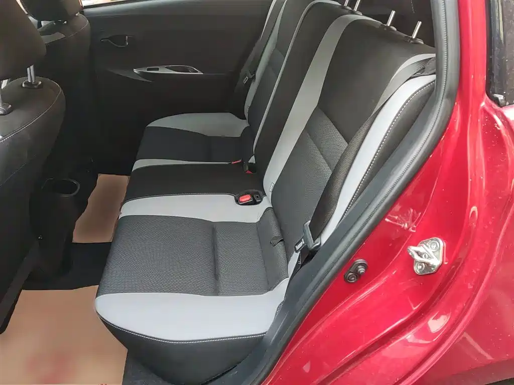 Toyota YARiS L Zhi Xuan 2021 1.5L CVT Leading Edition фото 17