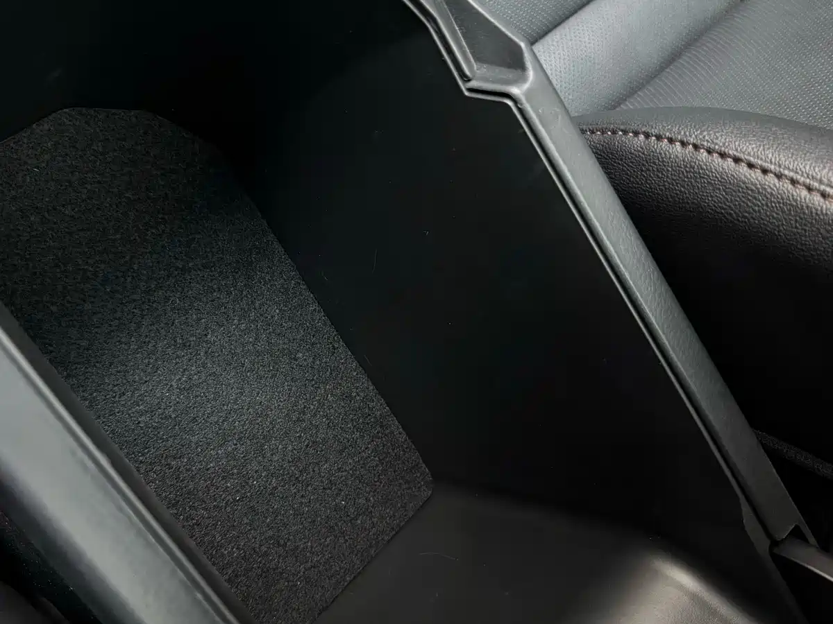 Toyota Camry 2023 2.0GVP Leading Edition фото 25