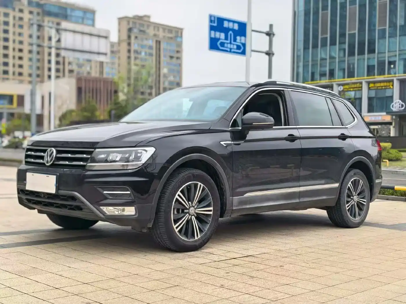 Volkswagen Tiguan L 2020 330TSI Auto 2WD Panorama Comfort China VI фото 3