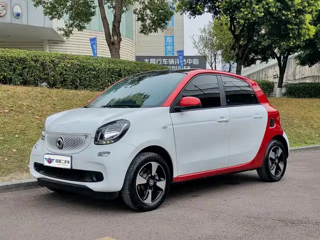 smart smart forfour 2018 1.0L 52kW Passion Edition
