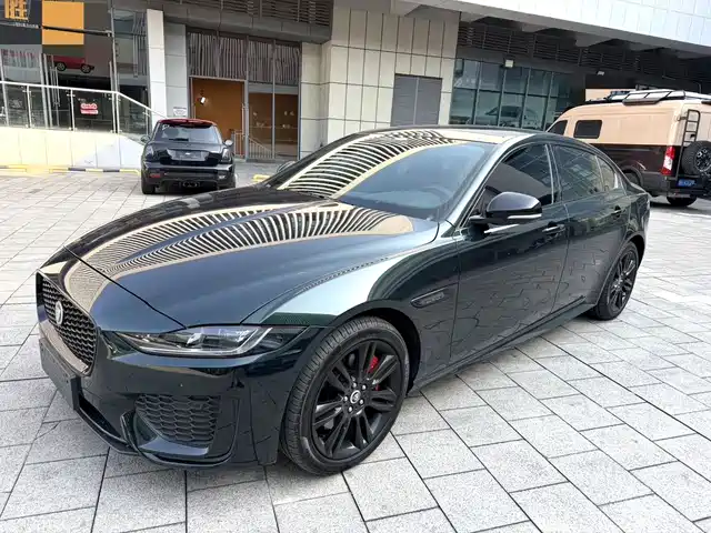 Jaguar Jaguar XEL 2025 2.0T 250PS R-DYNAMIC 90th Anniversary Edition