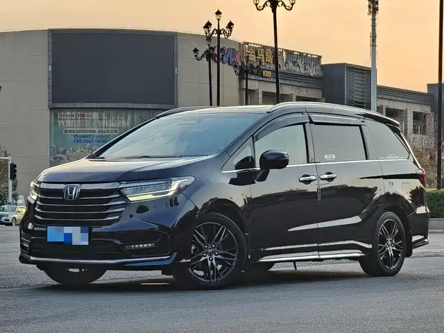 Honda Odyssey 2.0L e:HEV, Динамика, Сияние Комфорт