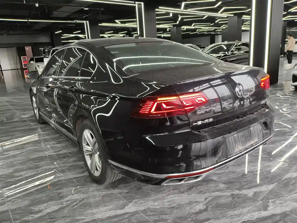 Volkswagen Magotan 2025 Popular Edition 280TSI DSG Comfort фото 23