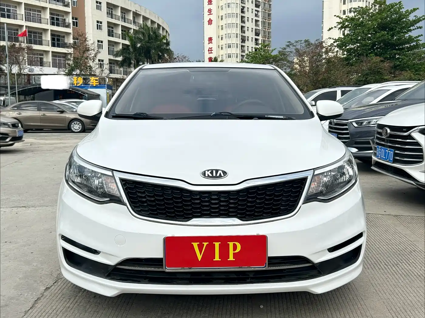 KIA K2