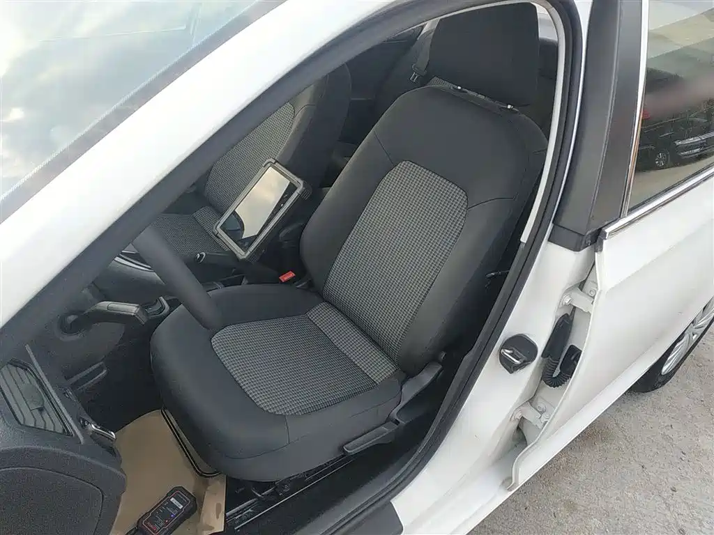 Volkswagen Santana 2019 1.5L Auto Trend Edition China VI фото 7