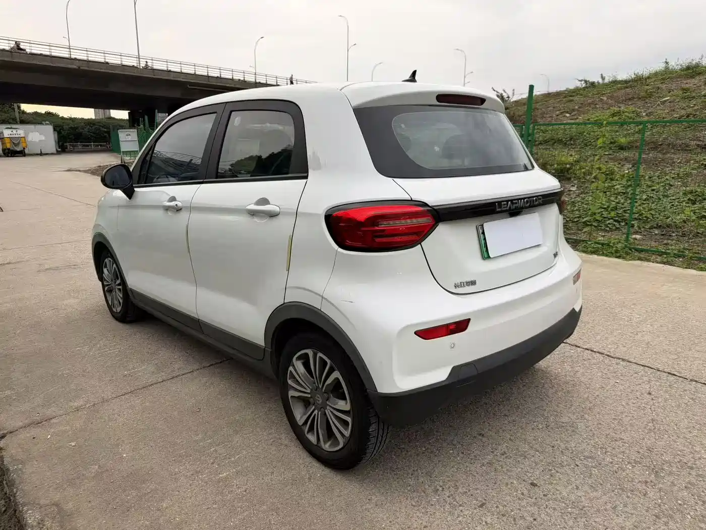 Leapmotor T03 2021 2021 400 Luxury Edition