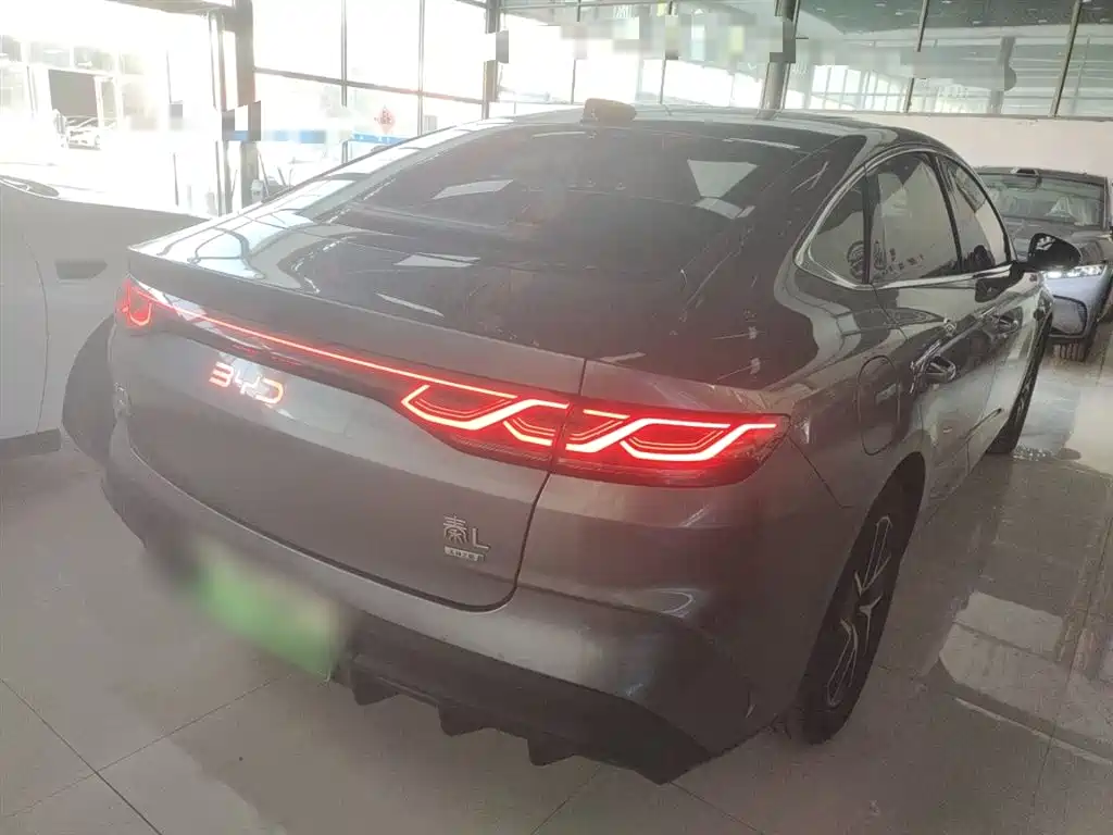 BYD Qin L 2025 DM-i Smart Drive Edition 120KM Surpassing фото 7